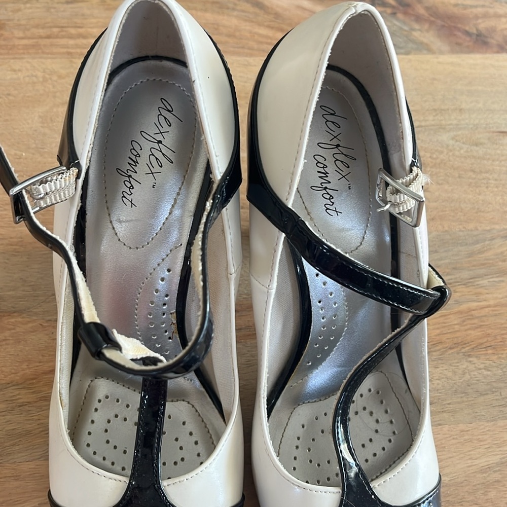 Dex Flex Comfort Women’s Black & Ivory Patent-Look Mary Jane Pumps; Size 7 - Picture 4 of 5